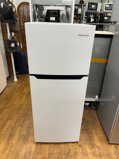 【リサイクルショップどりーむ鹿大前店】No.1343　冷蔵庫　ハイセンス　HR-B1201 　120L　2018年製　純白♪