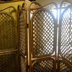 ついたて　折り畳みパーテーション　4連　仕切り　目隠しの画像