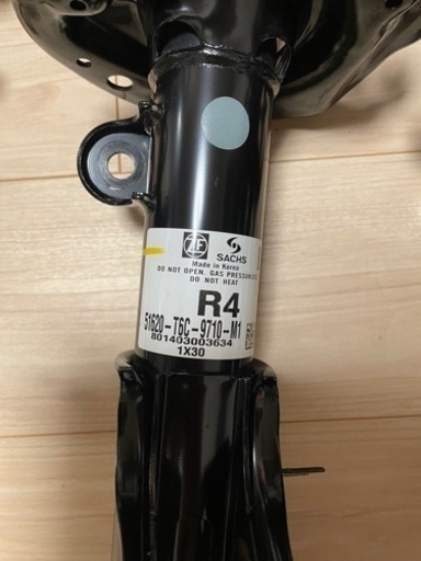 ホンダオデッセイrc4 純正サスペンション