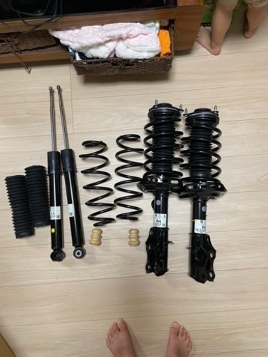 ホンダオデッセイrc4 純正サスペンション