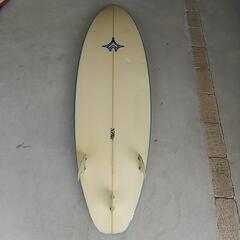 サーフボードwaterflashトライフィンＡＩフィン付き6,2の画像