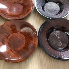 渋くてお洒落な湯飲み茶碗と茶たく  （湯のみ（6+1個）、お茶入れ1、茶たく4+1）の画像