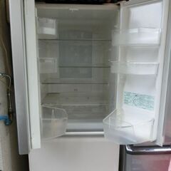 ６ドア　日立ノンフロン冷凍冷蔵庫　R-SF40TPAM　395Lの画像