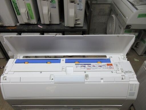 K03390　富士通　 中古エアコン　主に8畳用　冷房能力2.5KW ／ 暖房能力　2.8KW