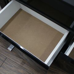 札幌 引き取り ☆ テレビ台 テレビボード ロータイプ W100×H45×D44 ブラック 黒 引き出し ガラス扉付きの画像
