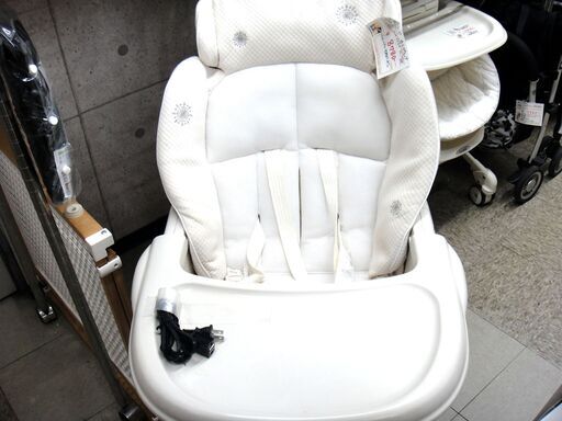 93 Cmbi コンビ HI&LOチェア オートスウィング ロアンジュ AT-RW700　１４３