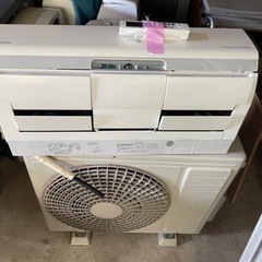 【リビング用】2018年製18畳用　ルームエアコン　RAS-JT...