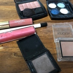 〜7/26日⭐︎ 中古化粧品　CHANEL addiction アイシャドウ　グロス　チークの画像
