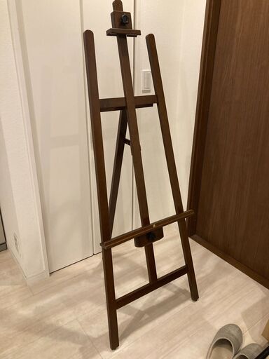 ※終了　イーゼル（キャンバススタンド）大きい ヴァンゴッホ他