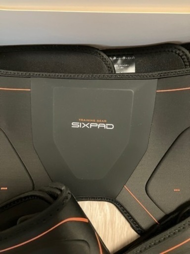 SIX PAD シックスパッド ボトムベルト（Mサイズ）とシックスパッド専用ボトムベルト高電導エレクトロードパッド4枚入り×3箱
