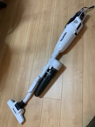 マキタ 40V 充電式クリーナ CL001G