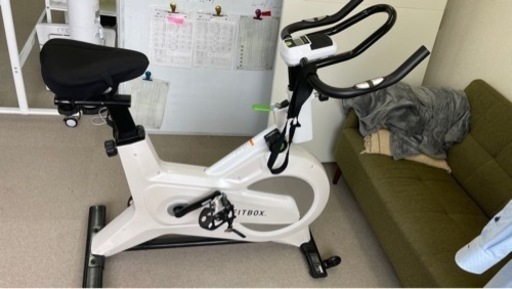 FITBOX フィットネスバイク