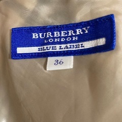 バーバリースカートの画像