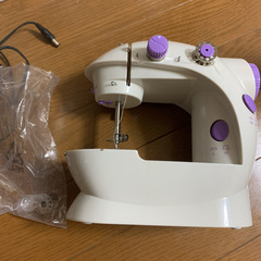 コンパクトミシン