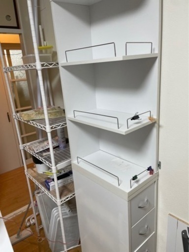 たて長の棚　5000円