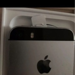 決まりました　SIMロック解除済⭐︎SIMフリーiPhone SE Silver 64GB  の画像