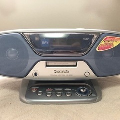 PanasonicのCD MDコンポです。 