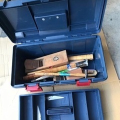 工具箱と大工道具セット