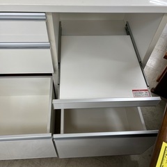 J1371 食器棚 3枚扉食器棚 キッチン収納 レンジボード クリーニング済み