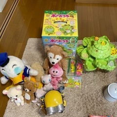 子供のおもちゃ、ぬいぐるみ、細かな雑貨の画像
