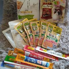 おはなし中🌠　値下げまーす💨💨😻にゃんこの餌セット😻