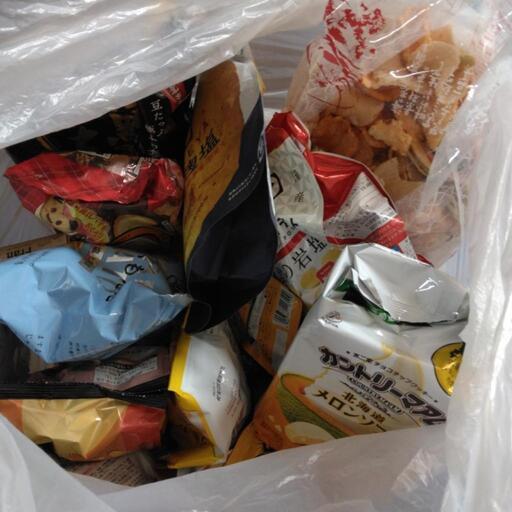 おはなし中　追加してますお菓子もりもりセット٩(๑❛ᴗ❛๑)۶☆彡