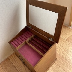 ☆お値引き☆木製宝石箱☆自宅保管品