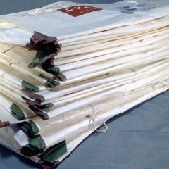 【着物・浴衣など】　女性物　１軒より　およそ20着以上　たとう紙...