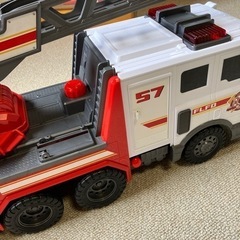 ハシゴ車の画像