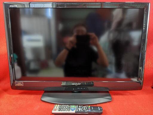 SHARP　32型液晶テレビ　LC-32V7 2013年製