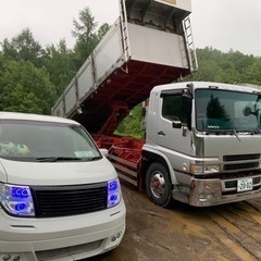 大型ダンプ運転手