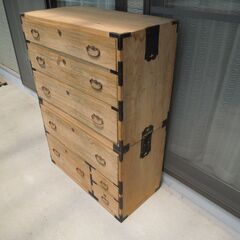 アンティーク　古道具　桐箪笥　鍵付属の画像
