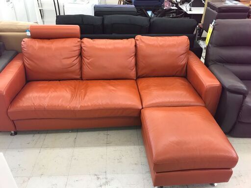新入荷！！　3人用ソファー　ブラウン　オットマン付き　幅(W)2100mm × 奥行(D)870mm × 高さ(H)400mm　レザー　3人掛け　モダン　おしゃれ