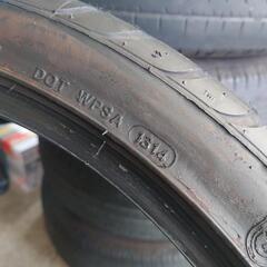 【値下げ】265/35R22 タイヤ 4本セットの画像