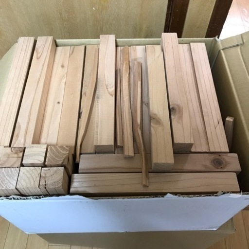 焚き火用木材　工作にも