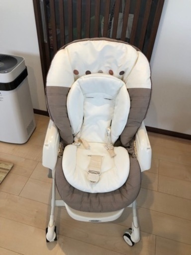 ☆値下げしました‼️☆ combi ネムリラ AUTO SWING エッグショック