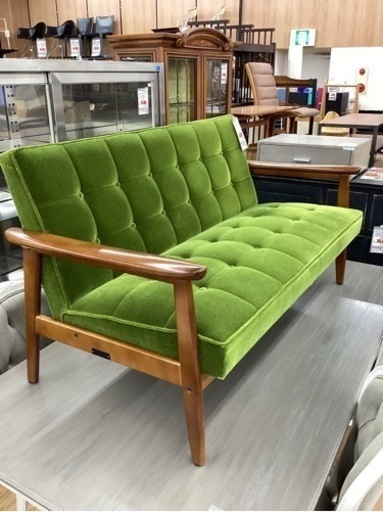 KG-62【新入荷　リサイクル品】カリモク60 Kチェア　2シーター　モケットグリーン