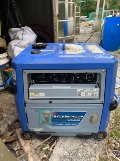 ウェルダー　発電機　溶接機