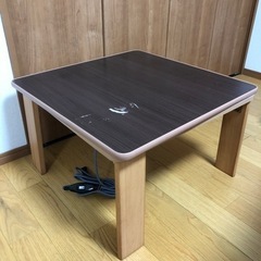 こたつ机の画像