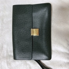 ルイヴィトン　セカンドバッグ　タイガ