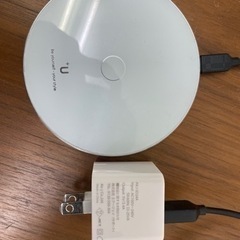 ワイヤレス充電器・iPhoneの画像