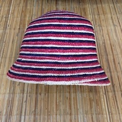 麦わらバケットハットの画像