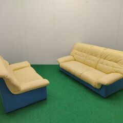 中古　メーカー不明　2人掛け＆3人掛けソファーセット　