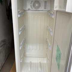 【ジャンク品】三菱ノンフロン冷凍庫 MF-U12N-W型 121リットル 2007年製の画像