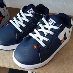 キッズ　スニーカー　DCシューズ　