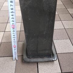 無料　黒の細長植木鉢