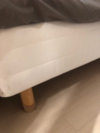 無印の脚付きマットレス　セミダブル