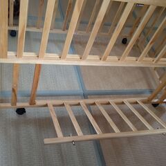 ベビーベッドの画像