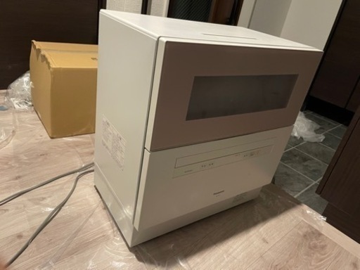 ［分岐水栓、洗剤付き］食洗機　Pnasonic NP-TH4-C