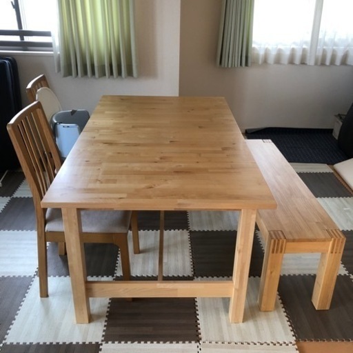 【決定】元値4.5万相当：IKEA 伸長式ダイニングテーブル&ロングチェア 4-6人用